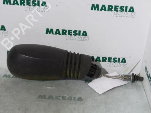 right-mirror-fiat-punto-188_-1999-2000-2001-2002-2003-2004-2005-2006-2007-2008-2009-2010-2011-2012-31430432 main image