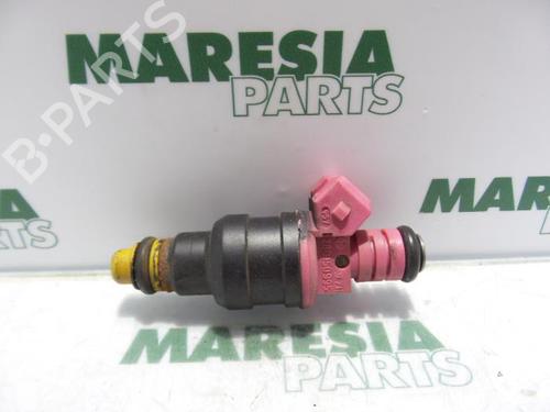 injector-renault-twingo-i-c06_-1993-1994-1995-1996-1997-1998-1999-2000-2001-2002-2003-2004-2005-2006-2007-2008-2009-2010-2011-2012-31537335 main image