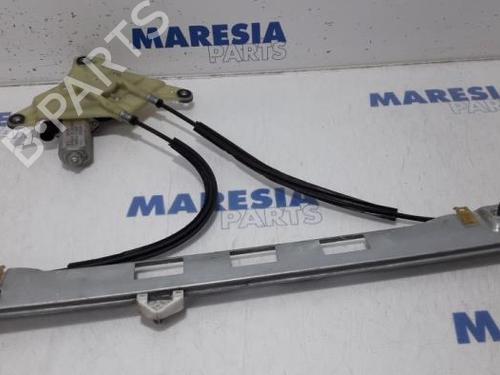 Front right window mechanism RENAULT MASTER III Van (FV) 2.3 dCi 150 FWD (FV0F, FV03, FV09) | BP31526720C23