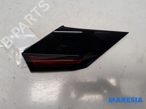 Used Right taillight CITROËN C4 III (BA_, BB_, BC_) ë-C4 (BCZKXC, BZCKSC) (136 hp) 31385597