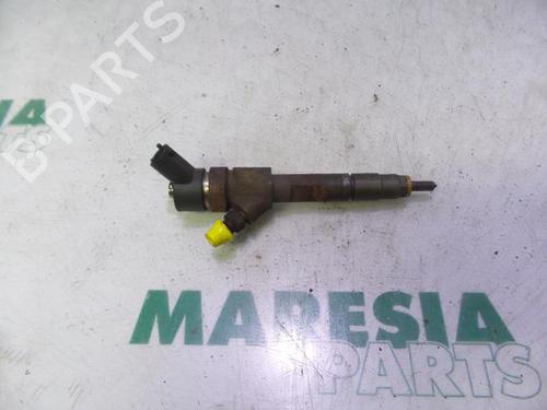Used Injector RENAULT GRAND SCÉNIC II (JM0/1_) 1.9 dCi (JM0G, JM12, JM1G, JM2C) (120 hp) 31503214