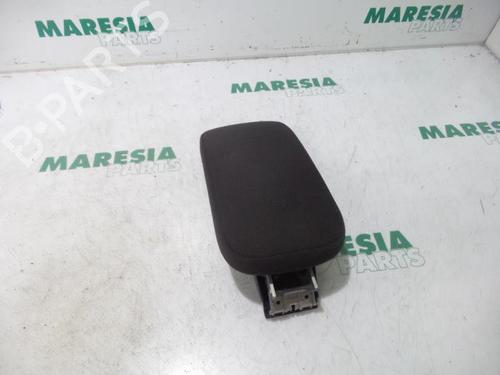 Used Armrest / Center console RENAULT MEGANE II Estate (KM0/1_) 1.6 (113 hp) 31491651