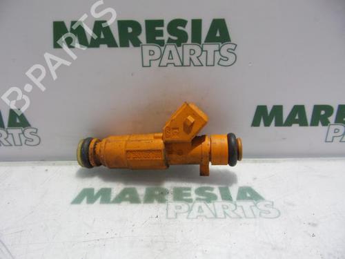 Used Injector ALFA ROMEO 146 (930_) 1.6 i.e. 16V T.S. (930.B2B, 930.B2C) (120 hp) 31445408