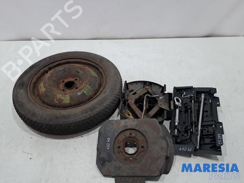 Kit pneu suplente PEUGEOT 5008 (0U_, 0E_) 1.6 16V (156 hp) 32133017