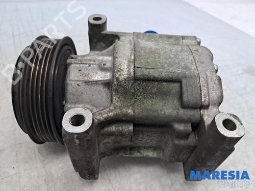 Used AC compressor AC compressor FIAT 500 (312_) 1.2 (312AXA1A) (69 hp) 33296382 33296382