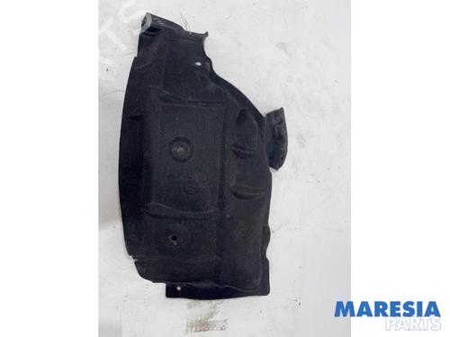 wheel-arch-renault-grand-scenic-iii-jz01_-2009-2010-2011-2012-2013-2014-2015-2016-31434814 main image