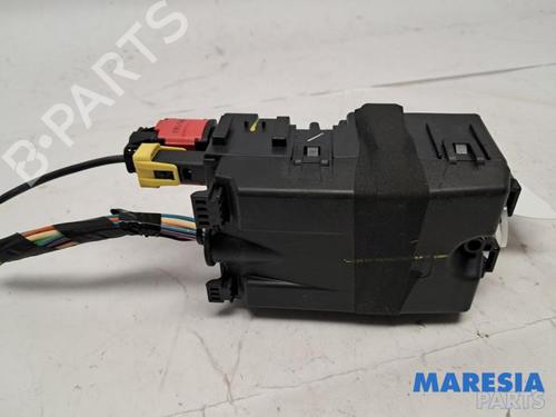 Fuse box PEUGEOT 2008 I (CU_) 1.2 VTi | BP31418494E1