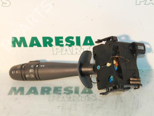 steering-column-stalk-renault-laguna-ii-bg01_-2001-2002-2003-2004-2005-2006-2007-31451294 main image