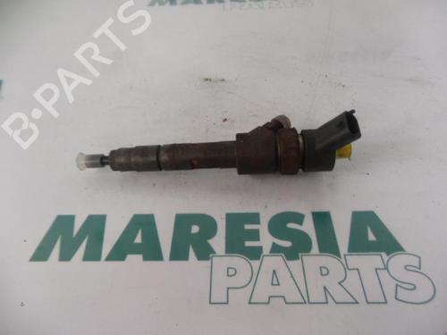 Used Injector RENAULT MEGANE II Estate (KM0/1_) 1.9 dCi (KMRG, KM1G, KM0G, KM2C) (120 hp) 31467652