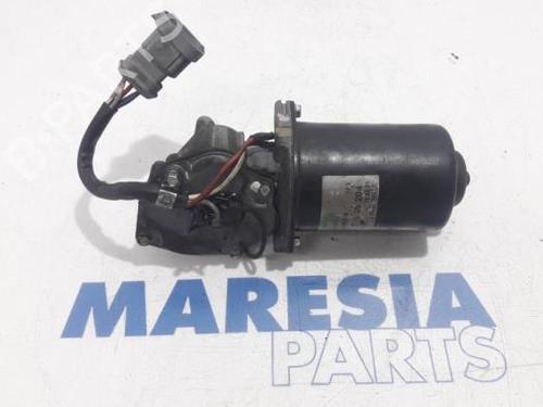 Used Front wiper motor RENAULT ESPACE II (J/S63_) 2.2 (J/S637, J63G) (108 hp) 31404604