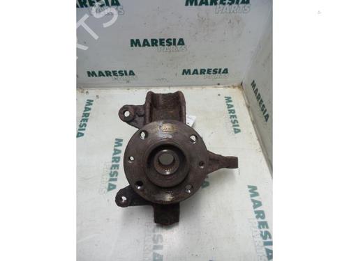 Used Left front steering knuckle RENAULT MEGANE II Estate (KM0/1_) 1.5 dCi (KM0F, KM0T, KM2B) (82 hp) 31496484