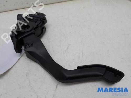 Electronic module CITROËN C4 CACTUS 1.2 VTi 82 | BP31464395M83