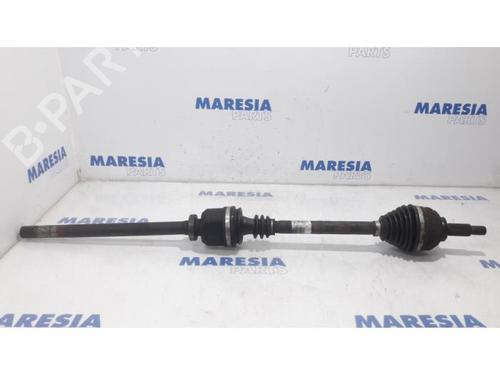 Used Right front driveshaft OPEL VIVARO A Van (X83) 2.5 DTI (F7) (135 hp) 31516315