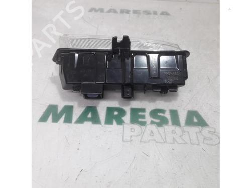Right daytime light RENAULT CAPTUR I (J5_, H5_) 0.9 TCe 90 | BP31384727C103