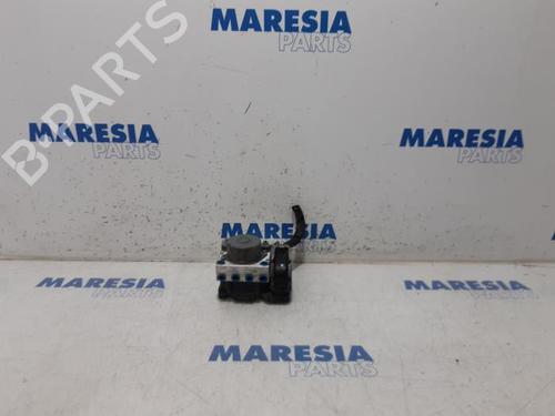 Used ABS pump FIAT PANDA (312_, 319_) 0.9 (312PXH1A) (65 hp) 31447252