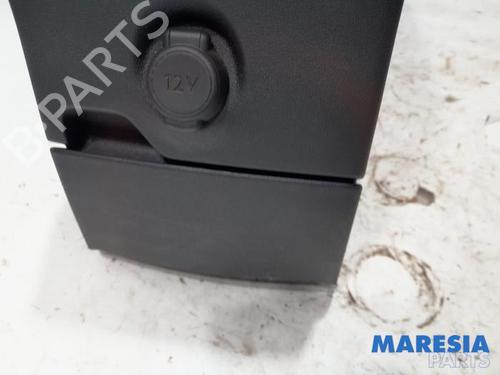 Mittelkonsole CITROËN DS4 (NX_) 1.6 VTi 120 | BP31448135I22 