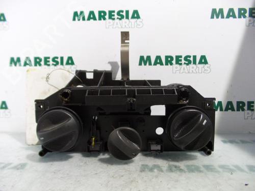 Comando chauffage FIAT BRAVA (182_) 1.6 16V (182.BB) (103 hp) 31407849