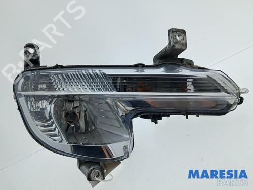 Used Right daytime light Right daytime light 37875799 37875799