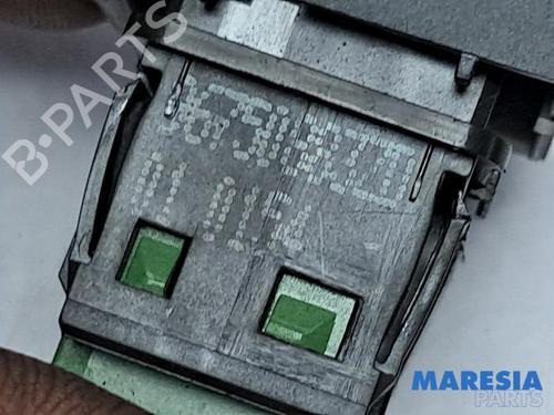 Switch PEUGEOT 2008 I (CU_) 1.2 VTi | BP31384756I30