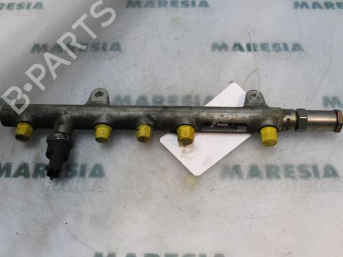 Used Injection rail RENAULT MEGANE II Coupé-Cabriolet (EM0/1_) 1.9 dCi (120 hp) 31473968