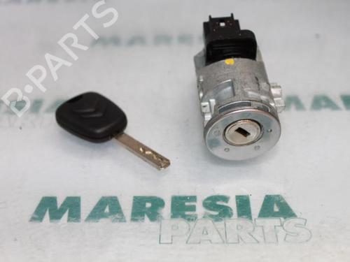 Used Ignition barrel CITROËN C3 II (SC_) 1.6 HDi (92 hp) 31435509