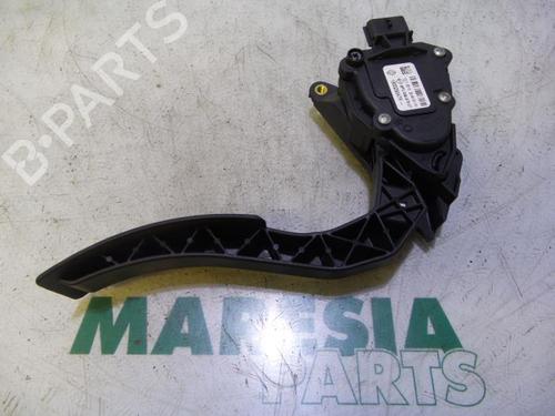 electronic-module-renault-clio-iv-bh_-2012-2013-2014-2015-2016-2017-2018-2019-2020-2021-31470777 main image