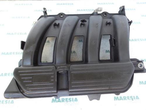 Used Injection rail RENAULT SCÉNIC I MPV (JA0/1_, FA0_) 1.4 16V (JA0D, JA1H, Ja0W, JA10) (95 hp) 31486398