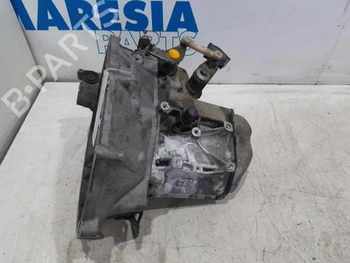 Caja de cambios CITROËN C-ELYSEE (DD_) 1.2 VTi 82 (82 hp) 31414030