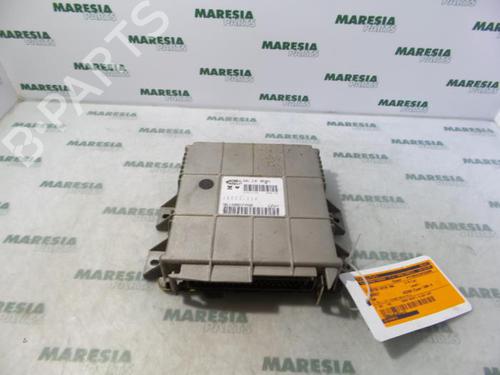 Used Engine control unit (ECU) PEUGEOT 306 Hatchback (7A, 7C, N3, N5) 1.4 (75 hp) 31519621
