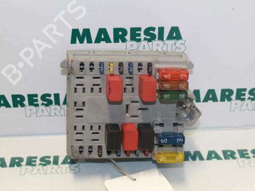 Used Fuse box FIAT PUNTO (188_) 1.2 60 (188.030, .050, .130, .150, .230, .250) (60 hp) 31515285