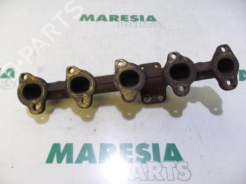Used Exhaust manifold PEUGEOT 307 Break (3E) 1.4 HDi (68 hp) 31430318