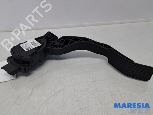 Used Pedal CITROËN C4 CACTUS 1.2 VTi 82 (82 hp) 31519898