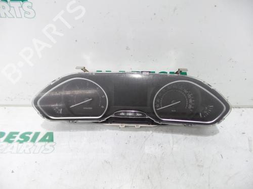 Used Instrument cluster Instrument cluster PEUGEOT 208 I (CA_, CC_) 1.4 HDi (68 hp) 31528437 31528437