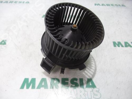Used Heater blower motor PEUGEOT 206 Hatchback (2A/C) 1.4 i (75 hp) 31421425