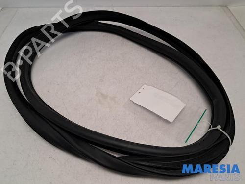 BP31416188C142 main image