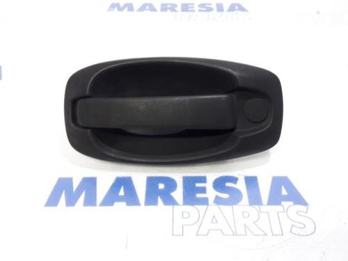front-right-exterior-door-handle-fiat-doblo-cargo-263_-2010-31392836 main image