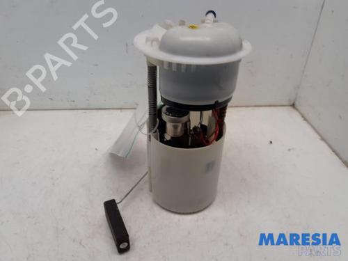 Used Fuel pump FIAT 500 (312_) 1.2 (312AXA1A) (69 hp) 31449485