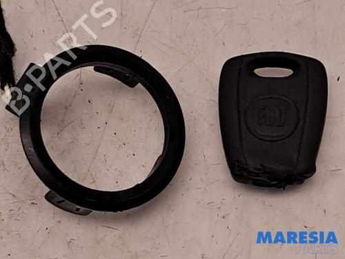 Engine control unit (ECU) FIAT 500 (312_) 1.2 (312AXA1A) | BP31428561M57