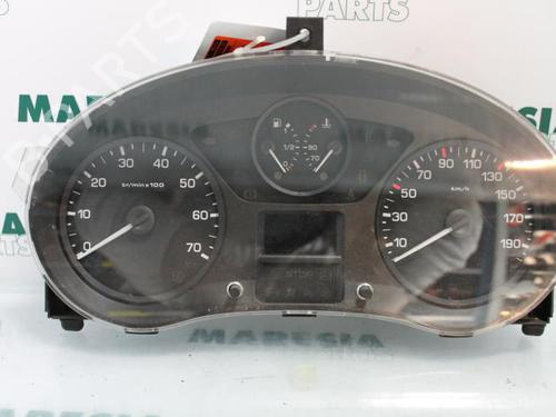 Used Instrument cluster FIAT SCUDO Van (270_, 272_) 2.0 D Multijet (120 hp) 31456840