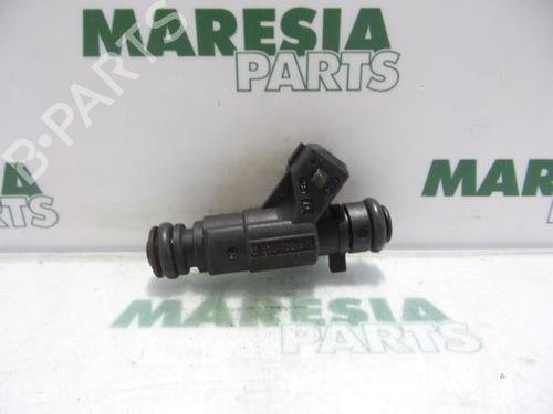 Used Injector LANCIA YPSILON (843_) 1.2 (843.AXB1A) (80 hp) 31511556