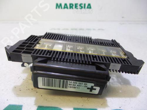 Fuse box PEUGEOT EXPERT Van (VF3A_, VF3U_, VF3X_) 1.6 HDi 90 8V | BP31494093E1