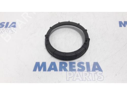 Used Fuel pump CITROËN C3 Picasso (SH_) 1.6 HDI 90 (92 hp) 31522885