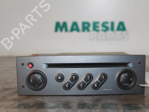 Used Radio RENAULT SCÉNIC II (JM0/1_) 1.5 dCi (JM0F) (82 hp) 31505704