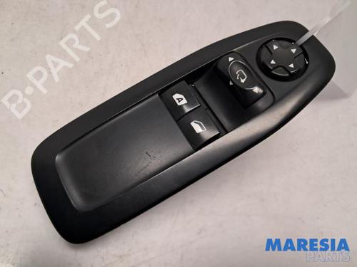 Commutateur PEUGEOT 208 I (CA_, CC_) 1.4 HDi (68 hp) 31437199