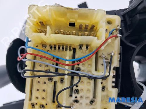 Switch RENAULT CLIO IV (BH_) 1.6 RS Trophy (BHJ4, BHJ6) | BP38937465I30 - Image 9
