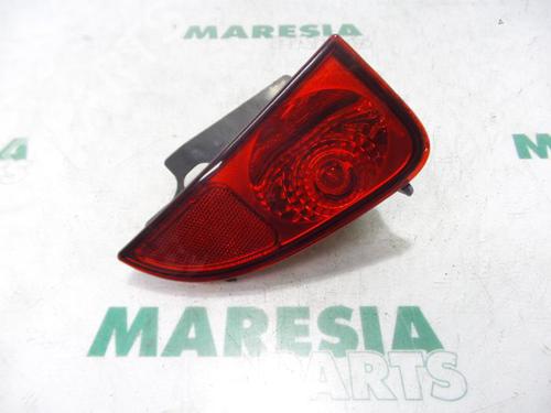 Used Rear fog light RENAULT ESPACE IV (JK0/1_) 2.0 dCi (JK03, JK04, JK1C, JK1G, JK1J, JK1K) (173 hp) 31529729
