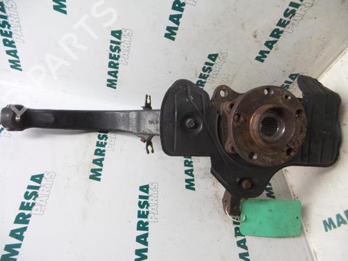 right-front-steering-knuckle-alfa-romeo-156-932_-1997-1998-1999-2000-2001-2002-2003-2004-2005-31476616 main image