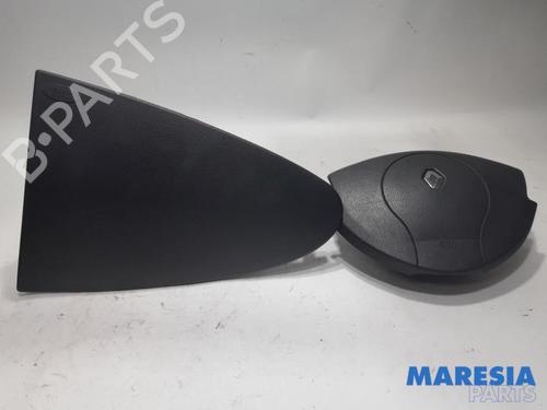 Used Driver airbag RENAULT TWINGO II (CN0_) 1.2 (CN0D) (58 hp) 31526867