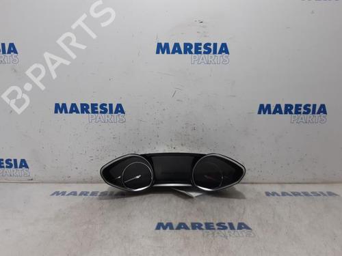 Used Instrument cluster Instrument cluster PEUGEOT 308 SW II (LC_, LJ_, LR_, LX_, L4_) 1.6 BlueHDi 120 (120 hp) 31470219 31470219