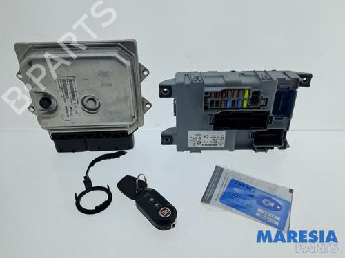 Used Engine control unit (ECU) Engine control unit (ECU) FIAT 500 (312_) 0.9 (312AXP1A) (60 hp) 40093100 40093100